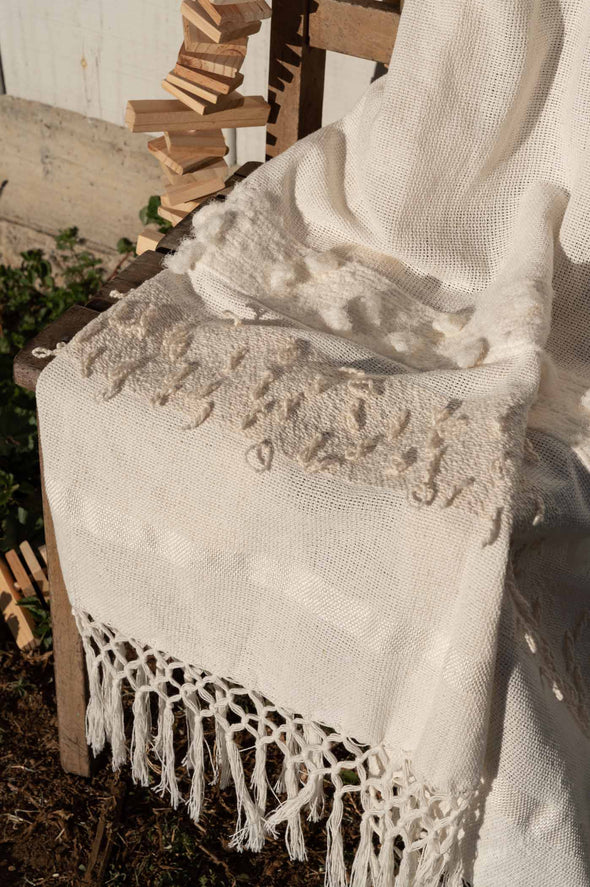 Dengosa Throw - Natural