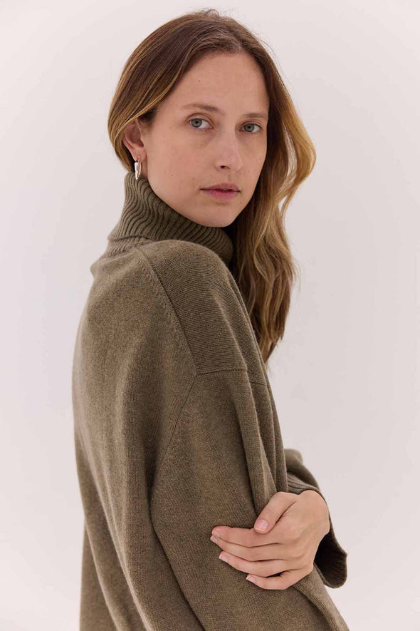 The Roll Neck Jumper - Merino & Cashmere
