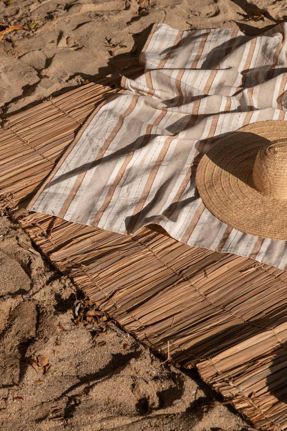 Esparta Throw - Coral Clay