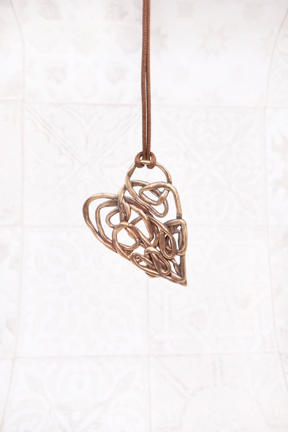 Intrigo Pendant