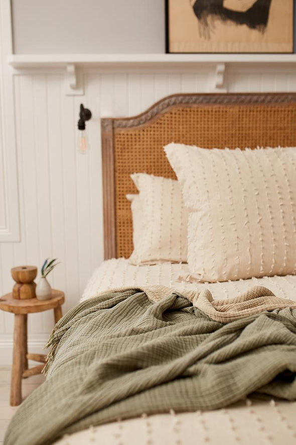 Enes 100% Cotton Throw | Olive/Clay
