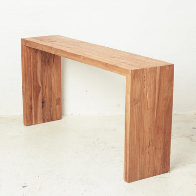 Adela Console