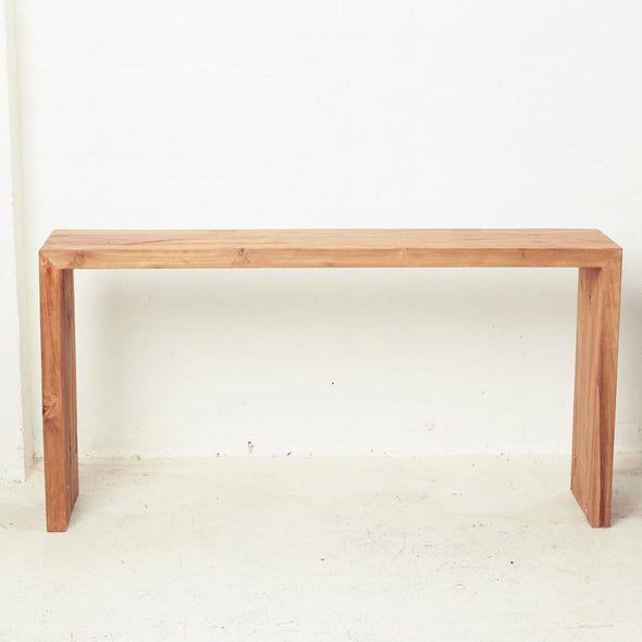 Adela Console